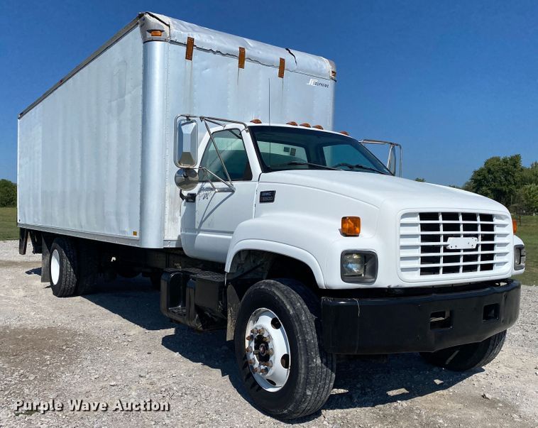 image for item JW9428 2001 GMC C7500  box truck