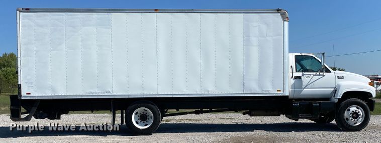 image for item JW9428 2001 GMC C7500  box truck
