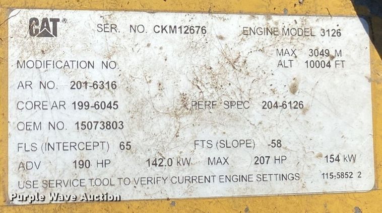 image for item JW9428 2001 GMC C7500  box truck