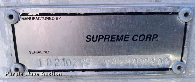 image for item JW9428 2001 GMC C7500  box truck