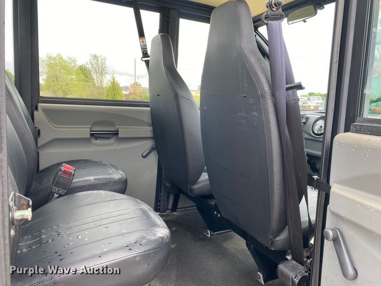 image for item JW9445 2018 Polaris Gem e4  electric vehicle