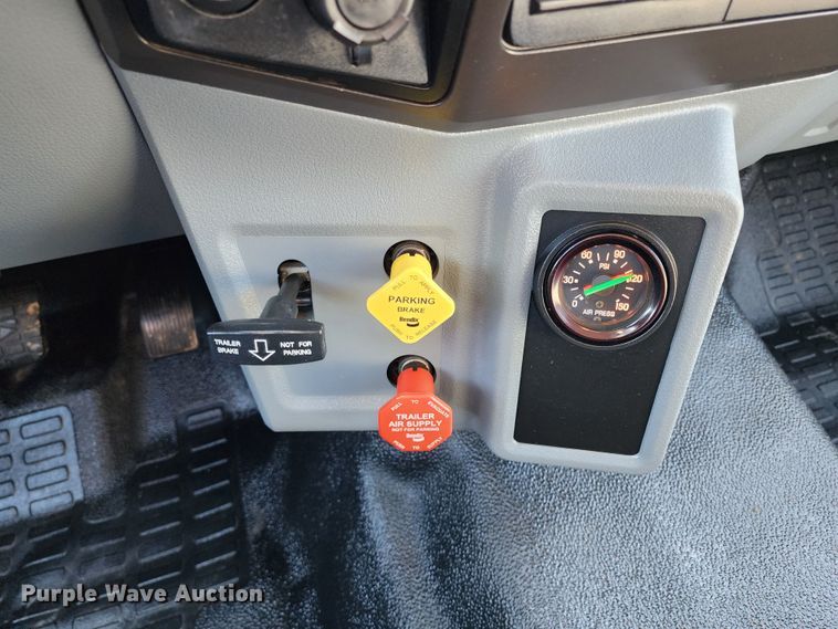 image for item KC9402 2017 Ford F750 Super Duty  flatbed truck