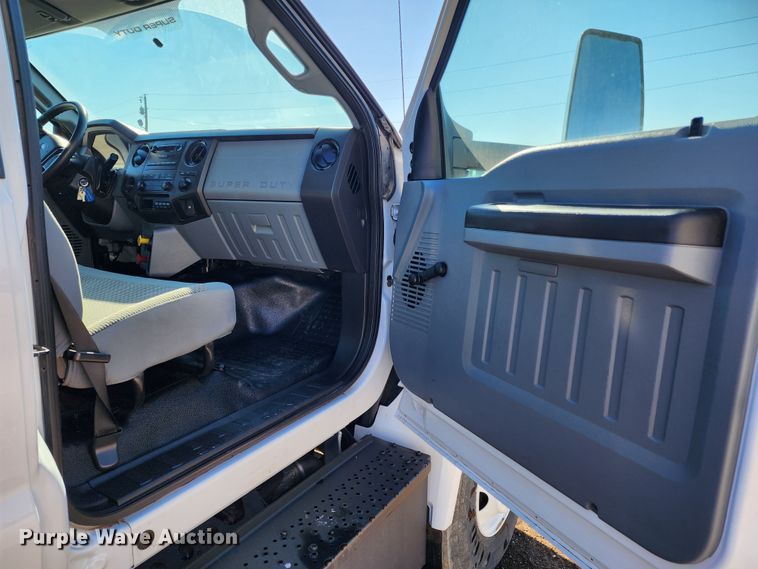 image for item KC9402 2017 Ford F750 Super Duty  flatbed truck