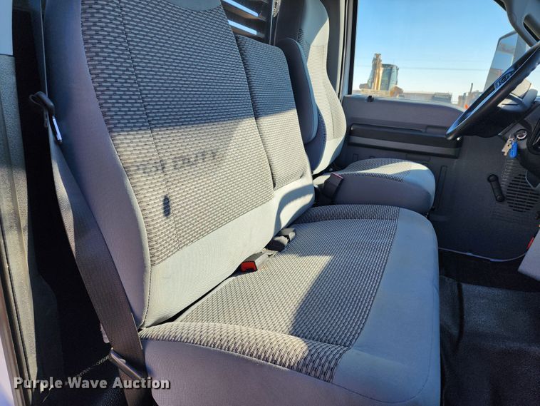 image for item KC9402 2017 Ford F750 Super Duty  flatbed truck