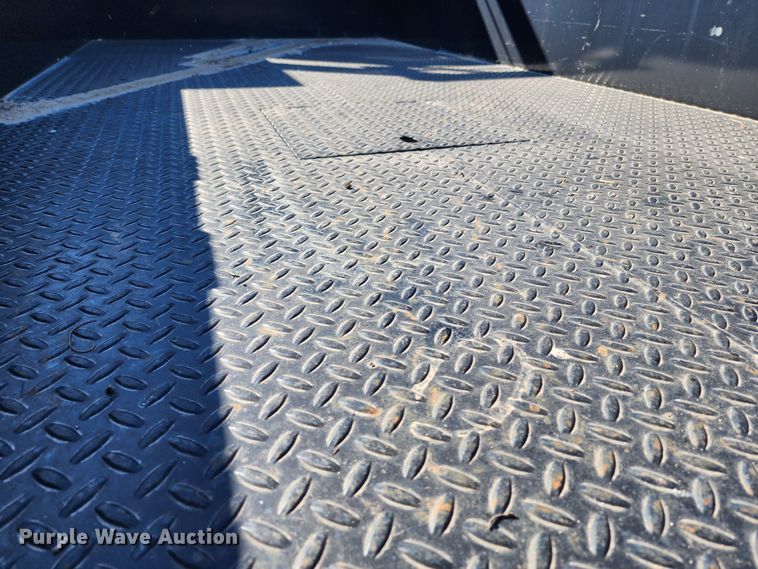 image for item KC9402 2017 Ford F750 Super Duty  flatbed truck