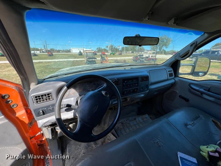 image for item KF9882 2001 Ford F550 Super Duty  dump flatbed truck