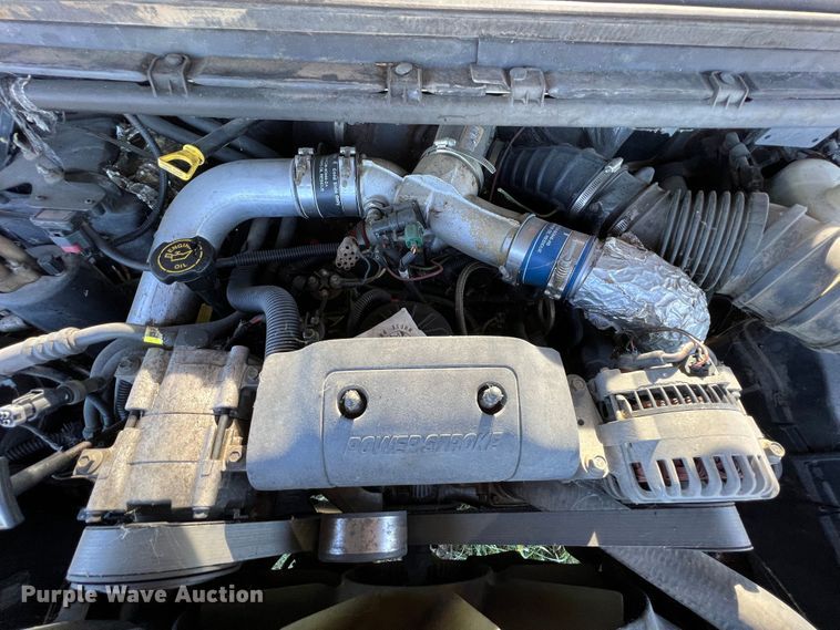 image for item KF9882 2001 Ford F550 Super Duty  dump flatbed truck