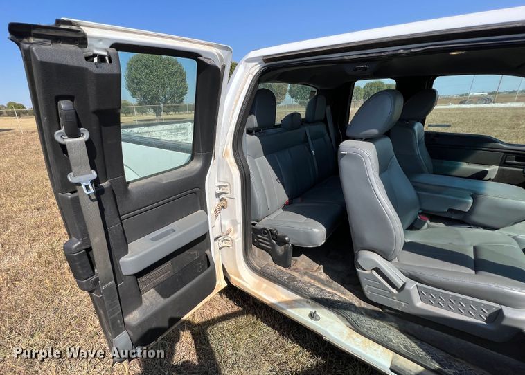 image for item KF9898 2014 Ford F150  SuperCab pickup truck