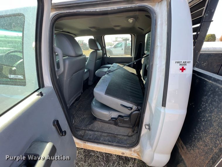 image for item KF9900 2012 Ford F350 Super Duty  Crew Cab flatbed pickup truck