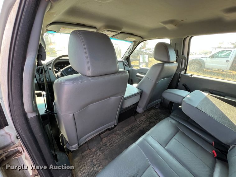 image for item KF9900 2012 Ford F350 Super Duty  Crew Cab flatbed pickup truck