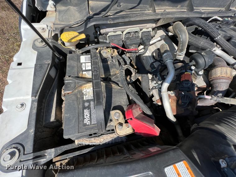 image for item KF9900 2012 Ford F350 Super Duty  Crew Cab flatbed pickup truck