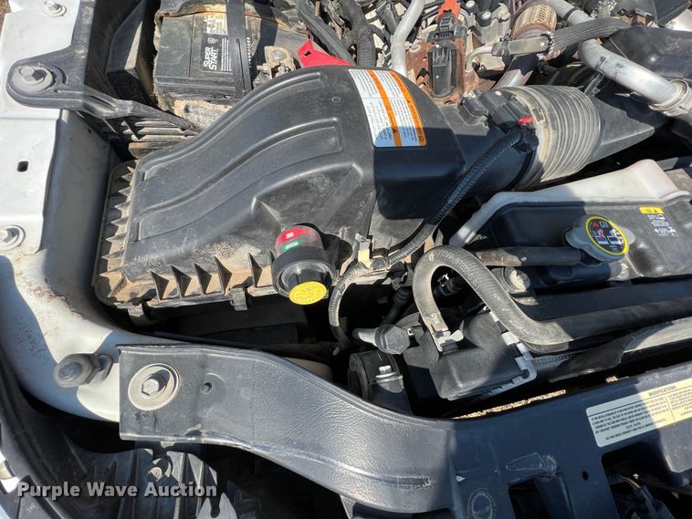 image for item KF9900 2012 Ford F350 Super Duty  Crew Cab flatbed pickup truck