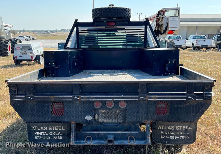 image for item KF9901 2014 Ford F450 Super Duty  flatbed truck