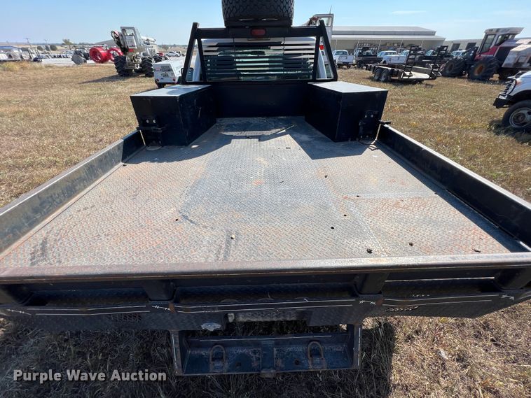 image for item KF9901 2014 Ford F450 Super Duty  flatbed truck