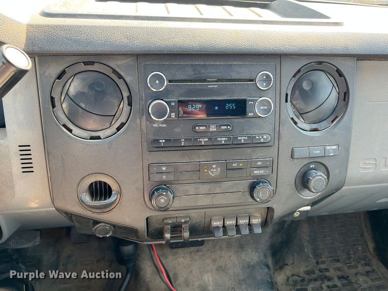 image for item KF9901 2014 Ford F450 Super Duty  flatbed truck