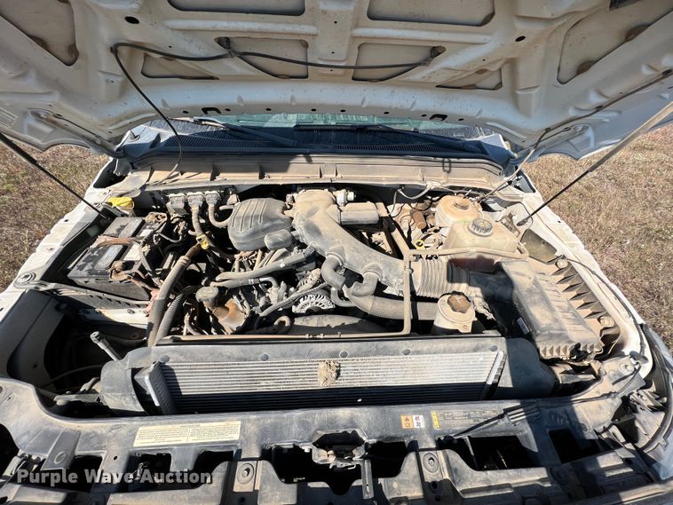 image for item KF9901 2014 Ford F450 Super Duty  flatbed truck