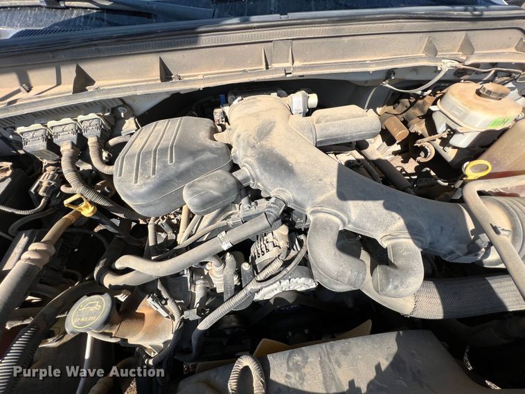 image for item KF9901 2014 Ford F450 Super Duty  flatbed truck