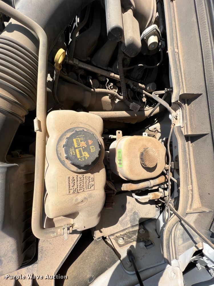 image for item KF9901 2014 Ford F450 Super Duty  flatbed truck