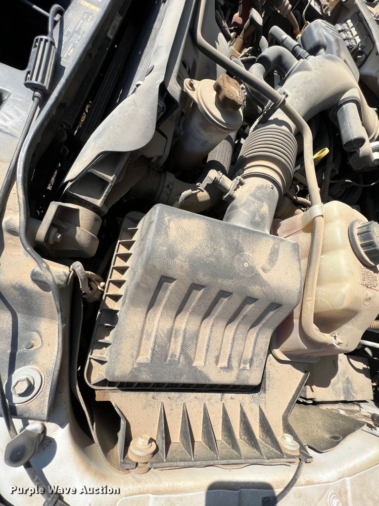 image for item KF9901 2014 Ford F450 Super Duty  flatbed truck