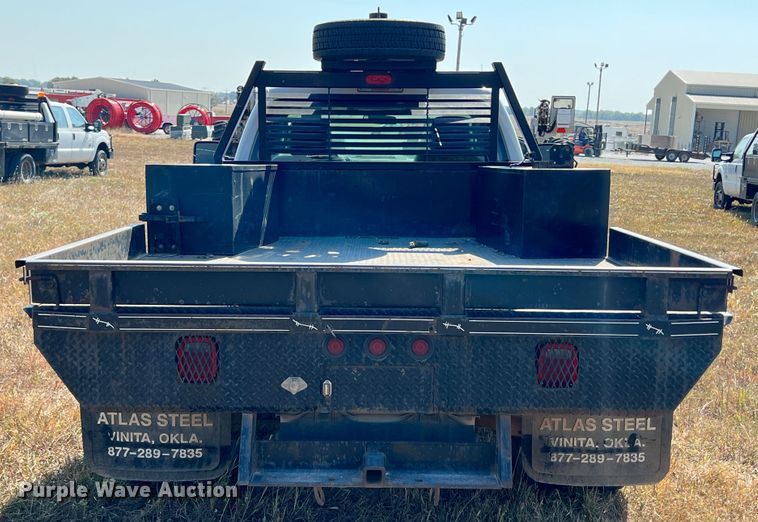 image for item KF9906 2013 Ford F450 Super Duty  flatbed truck