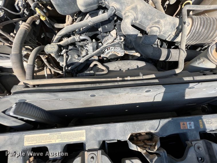 image for item KF9906 2013 Ford F450 Super Duty  flatbed truck