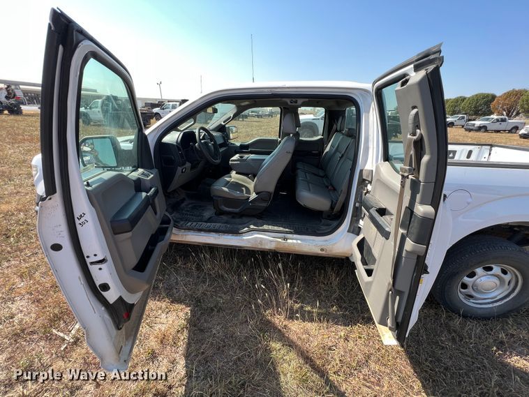 image for item KF9909 2016 Ford F150  SuperCab pickup truck