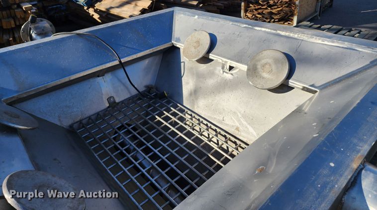 image for item KH9171 Dynamic Air BulkBuster  bag unloader