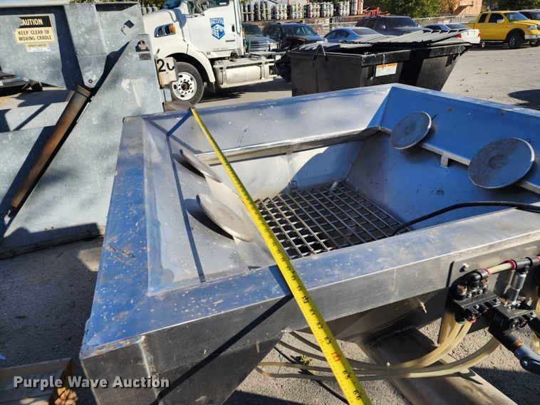 image for item KH9171 Dynamic Air BulkBuster  bag unloader