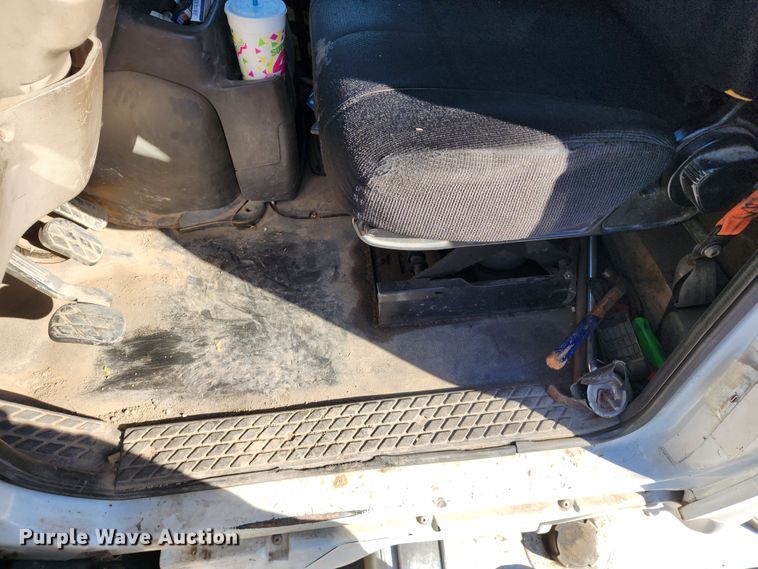 image for item KH9172 2009 Sterling A9500  semi truck