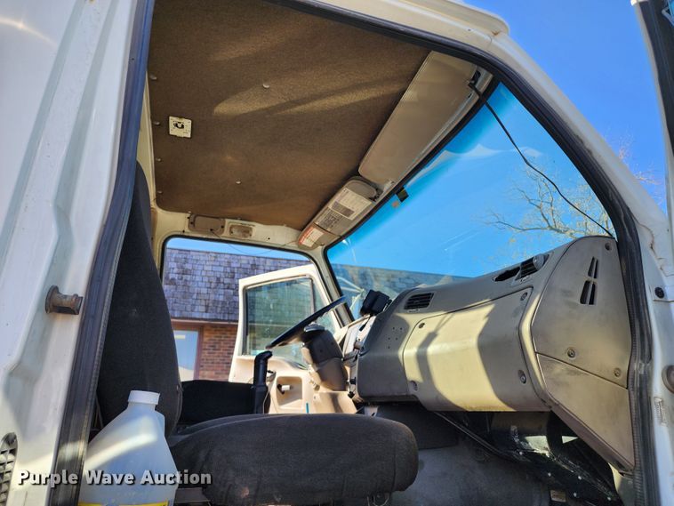 image for item KH9172 2009 Sterling A9500  semi truck