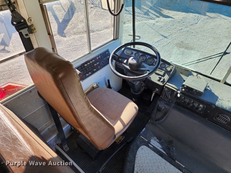 image for item KH9192 2001 Blue Bird  school bus