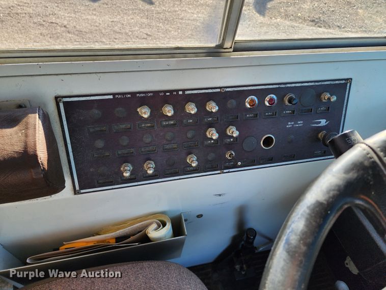 image for item KH9192 2001 Blue Bird  school bus