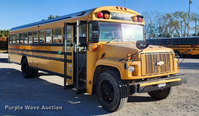 image for item KH9193 1999 Blue Bird  school bus