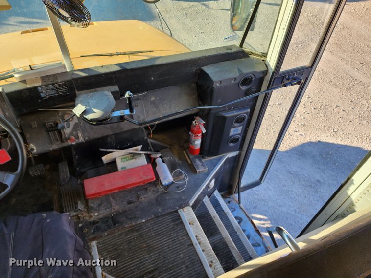 image for item KH9193 1999 Blue Bird  school bus