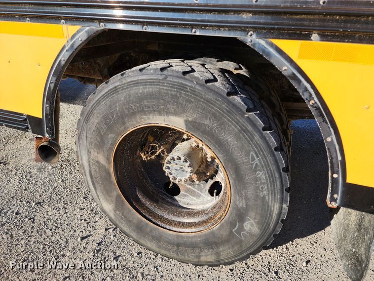 image for item KH9193 1999 Blue Bird  school bus