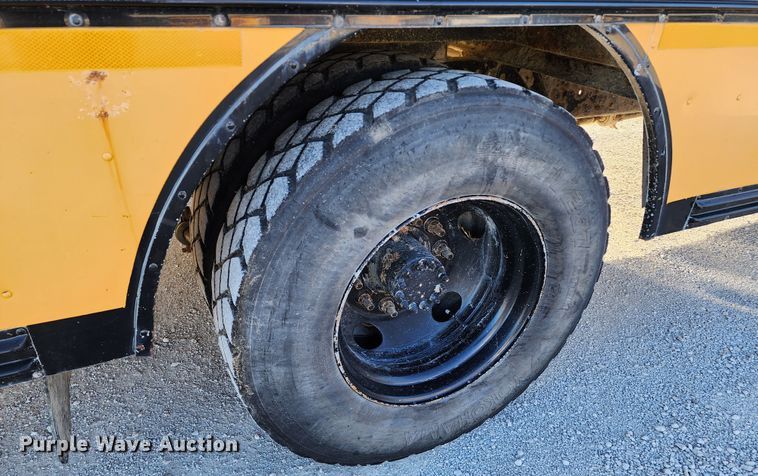 image for item KH9193 1999 Blue Bird  school bus