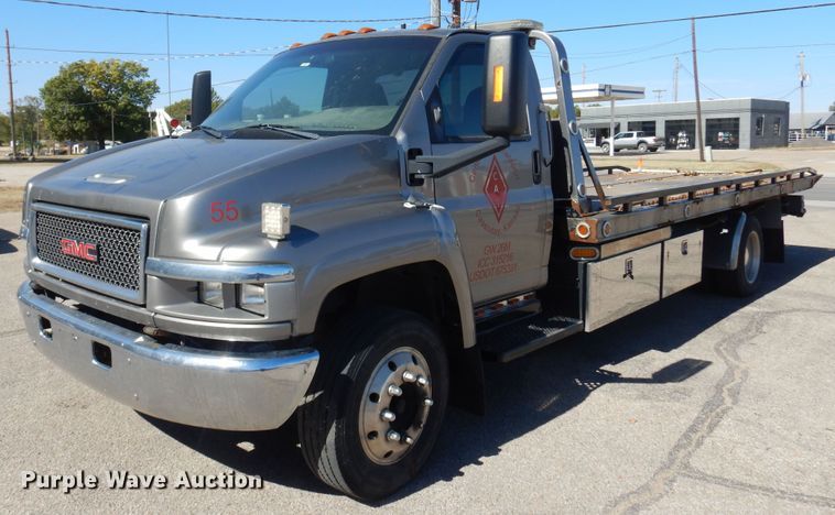image for item KJ9163 2009 GMC C5500  rollback truck