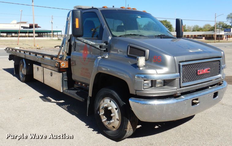image for item KJ9163 2009 GMC C5500  rollback truck