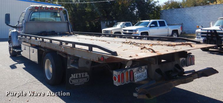 image for item KJ9163 2009 GMC C5500  rollback truck