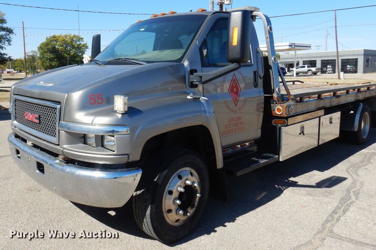 image for item KJ9163 2009 GMC C5500  rollback truck