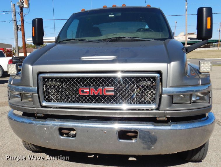 image for item KJ9163 2009 GMC C5500  rollback truck