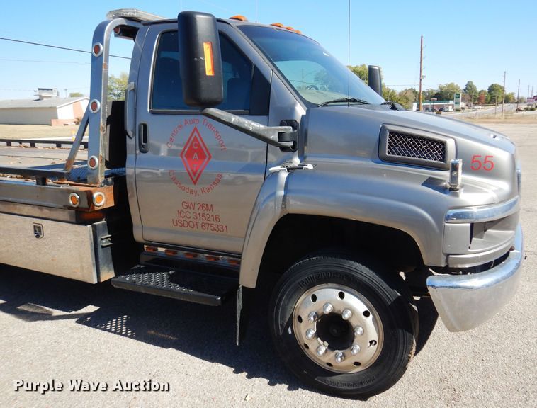 image for item KJ9163 2009 GMC C5500  rollback truck
