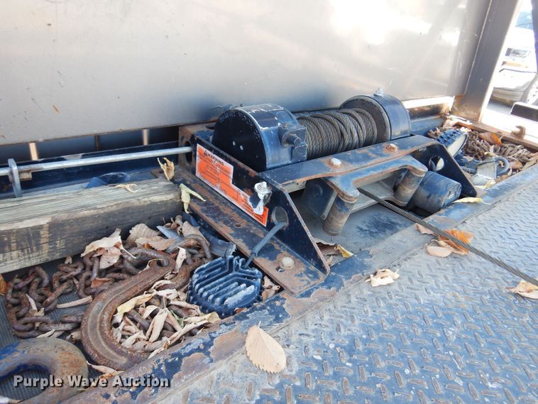 image for item KJ9163 2009 GMC C5500  rollback truck