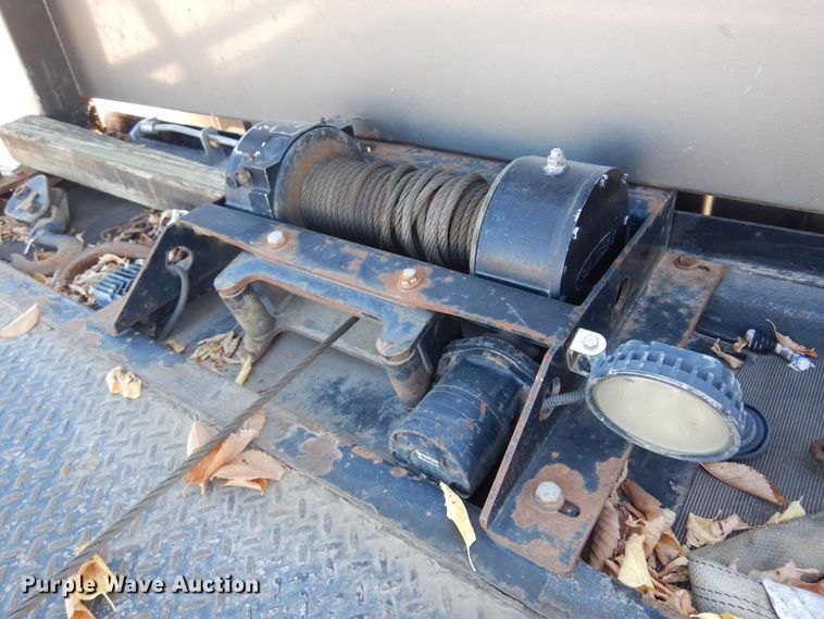 image for item KJ9163 2009 GMC C5500  rollback truck