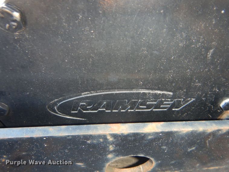 image for item KJ9163 2009 GMC C5500  rollback truck