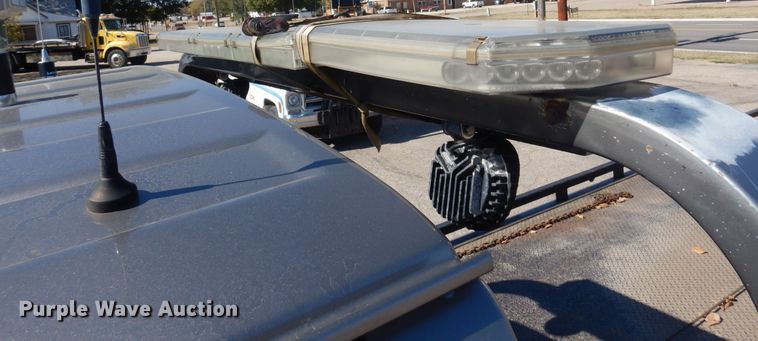 image for item KJ9163 2009 GMC C5500  rollback truck