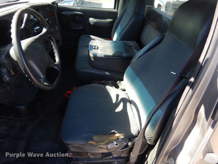 image for item KJ9163 2009 GMC C5500  rollback truck