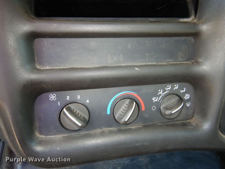 image for item KJ9163 2009 GMC C5500  rollback truck