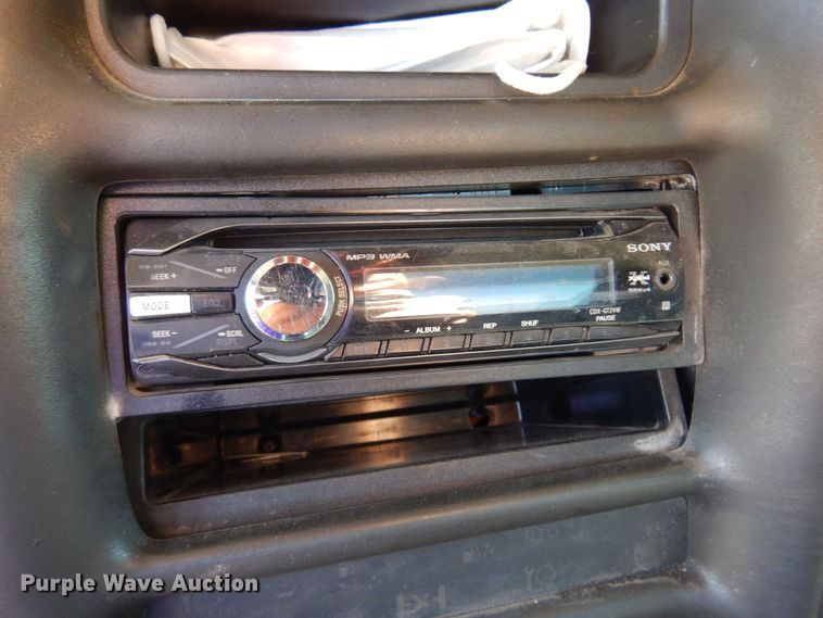 image for item KJ9163 2009 GMC C5500  rollback truck