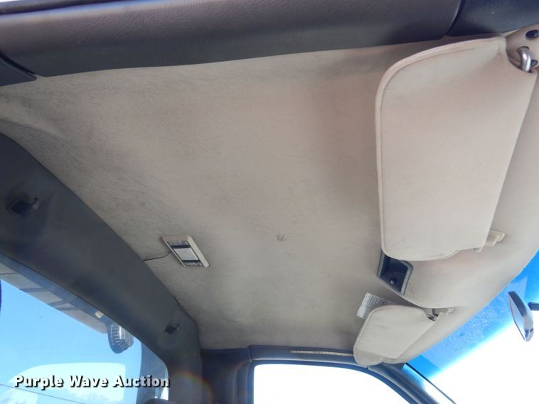 image for item KJ9163 2009 GMC C5500  rollback truck